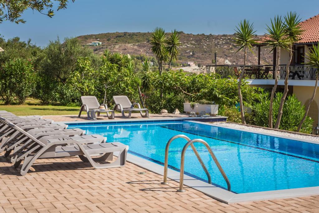 The swimming pool at or close to Villa Glavina