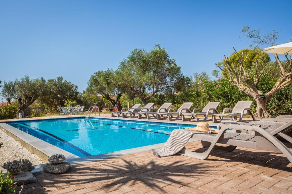 The swimming pool at or close to Villa Glavina
