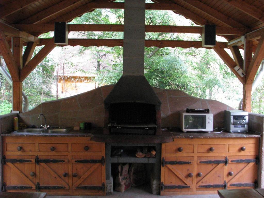 Kuchyň nebo kuchyňský kout v ubytování Zöldvár Villa