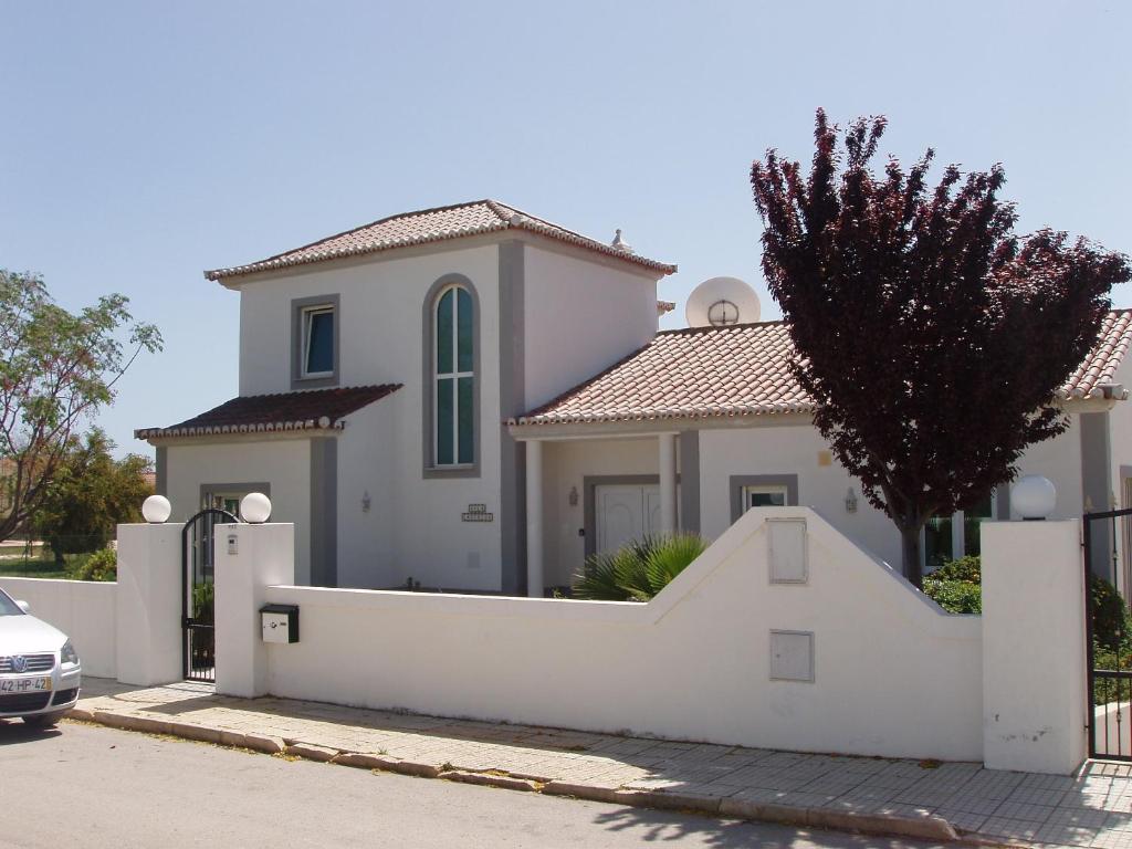 Villa Castelos, Quelfes, Eastern Algarve 8700-581