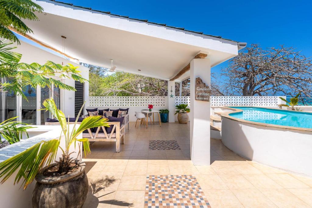 Tequila Sunrise Sky Cabana-Diani Beach - Appartement