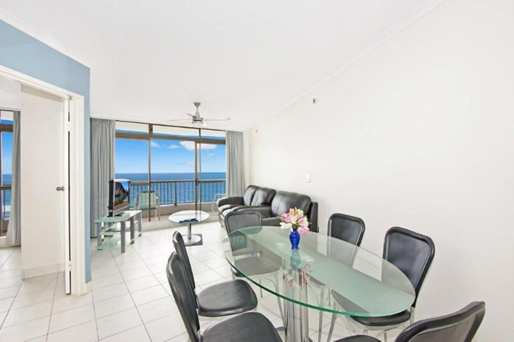 Surfers International Apartments, Gold Coast, Australia 