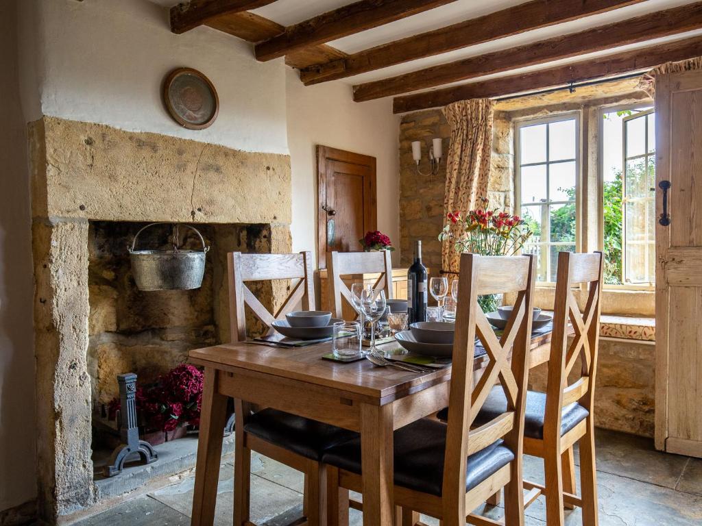 Φωτογραφία από το άλμπουμ του Honeysuckle Cottage σε Blockley