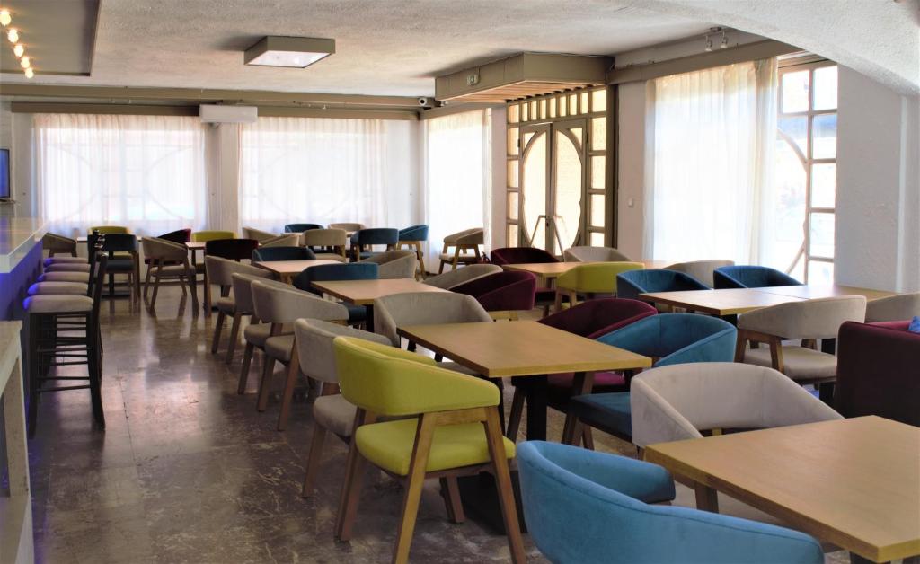Posezení v ubytování Apollon Hotel