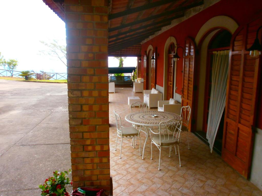 A balcony or terrace at VILLA PIETRALTA