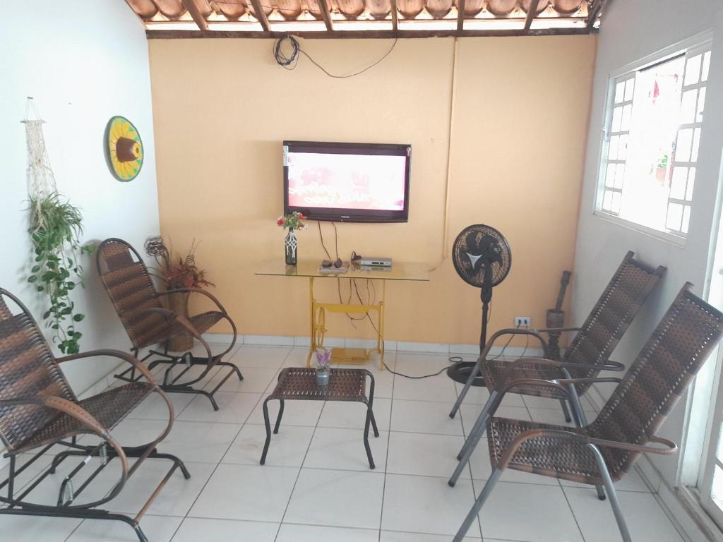 TV a/nebo společenská místnost v ubytování Casa para temporada - Chapada das Mesas