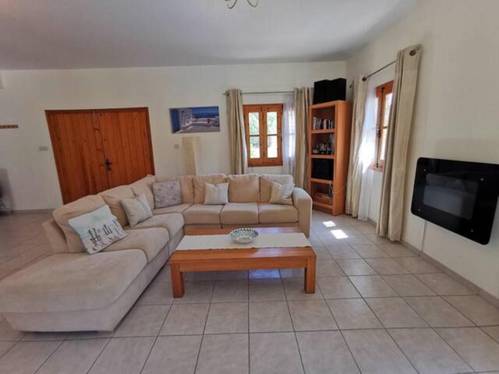 Unique Stonehouse Traditional Villa in Ayia Anna - Superior Villa