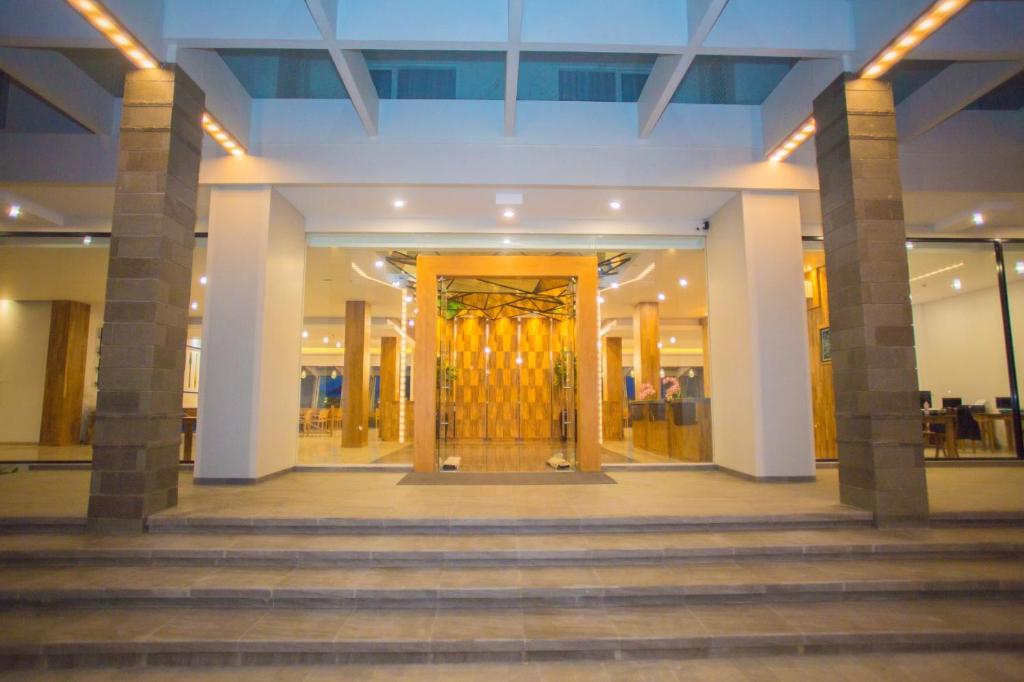 Exteriér nebo vchod ubytování Pollos Hotel & Gallery