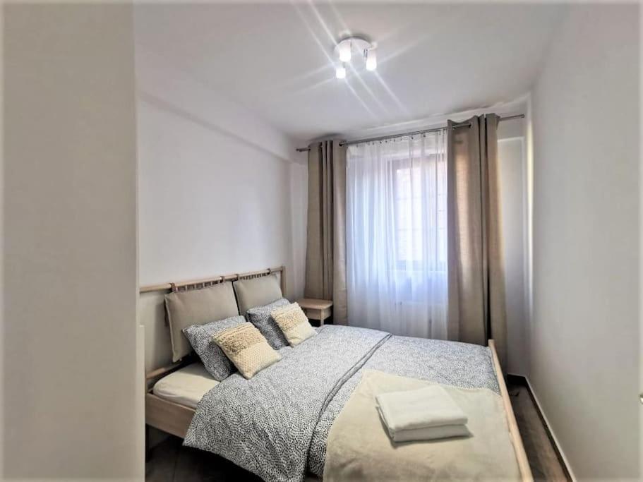 Modern Italia Apart - 100m Main Square - parking and lift - 12