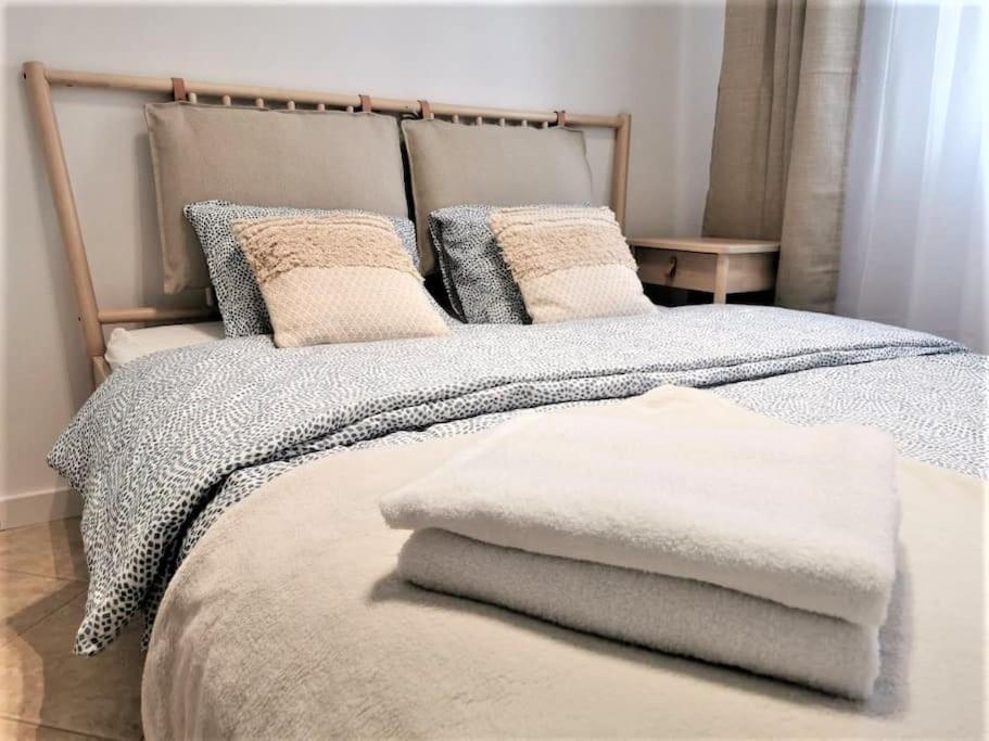 Modern Italia Apart - 100m Main Square - parking and lift - 16