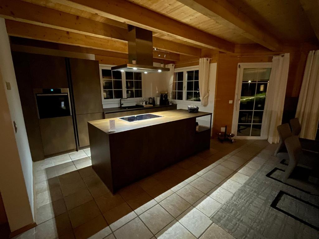 Kuchyň nebo kuchyňský kout v ubytování Chalet Inge