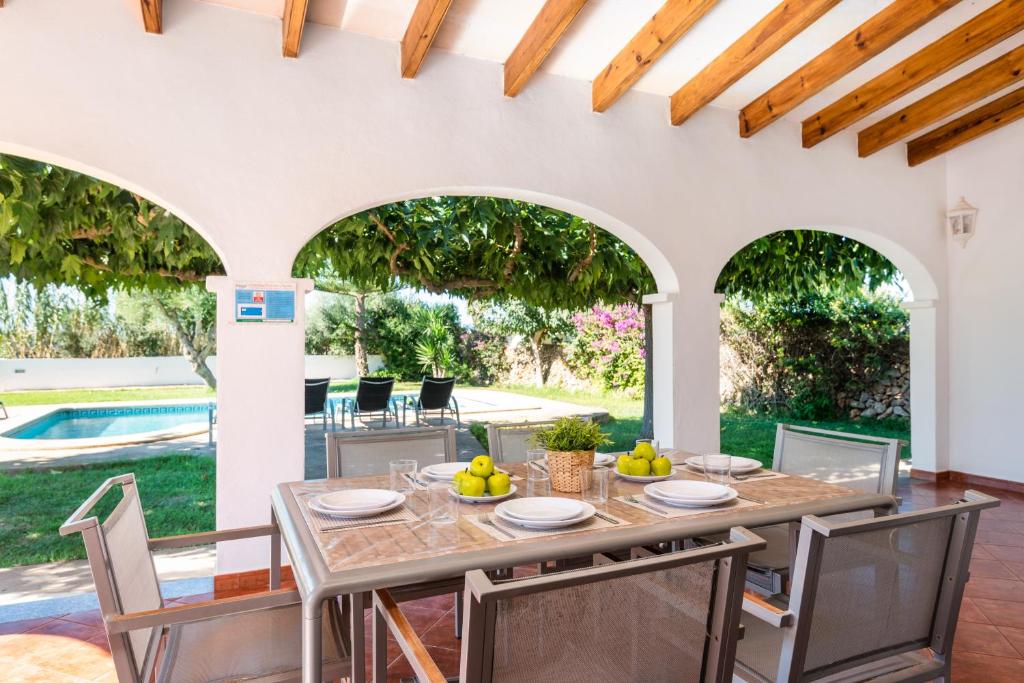 Bazén v ubytování Villa Xiscu by Mauter Villas nebo v jeho okolí