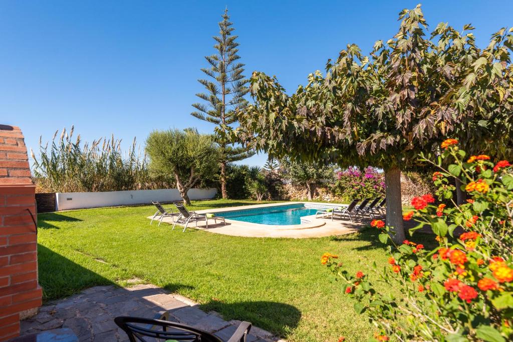 Bazén v ubytování Villa Xiscu by Mauter Villas nebo v jeho okolí