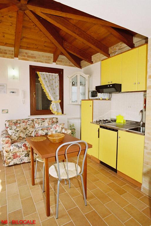 Kuchnia lub aneks kuchenny w obiekcie La casa di Carla