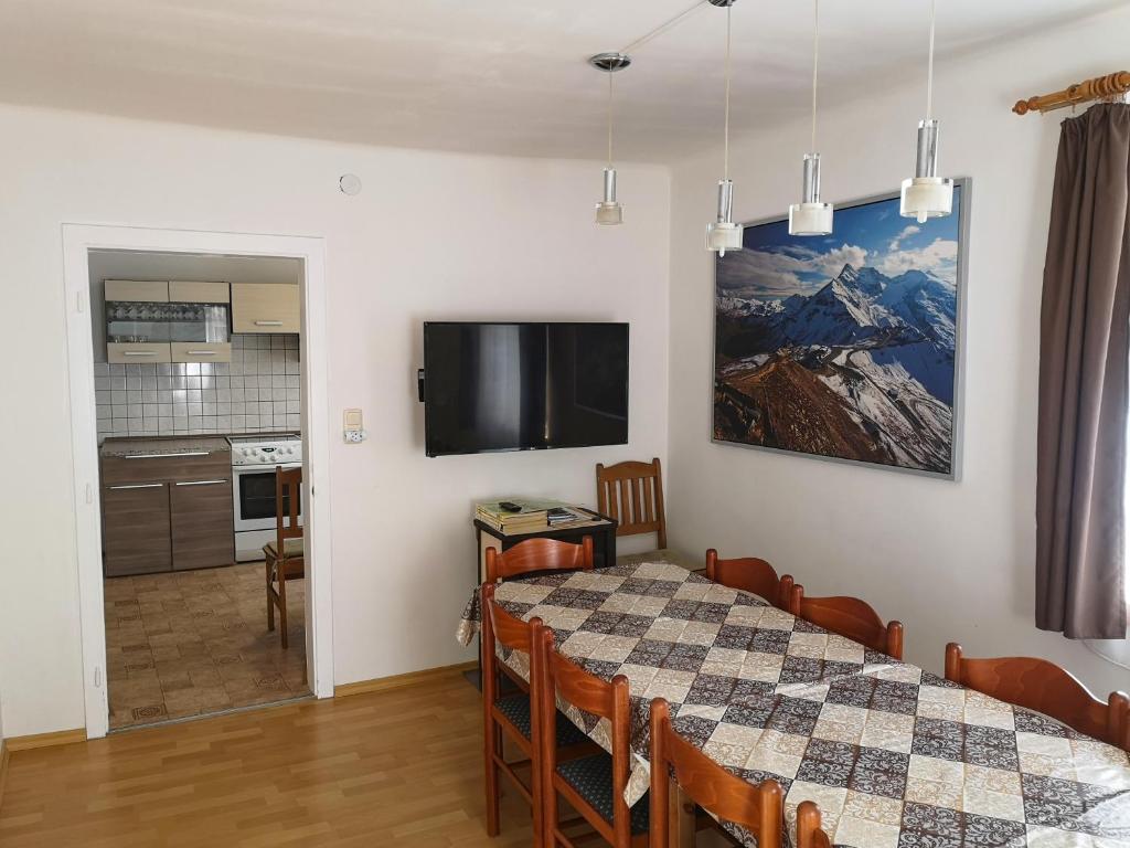 TV a/nebo společenská místnost v ubytování Haus Senna