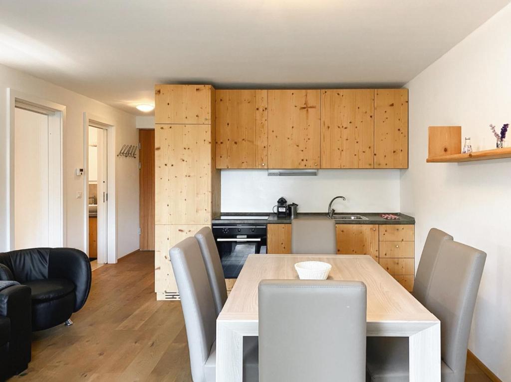 Kuchyň nebo kuchyňský kout v ubytování Calvi's Home