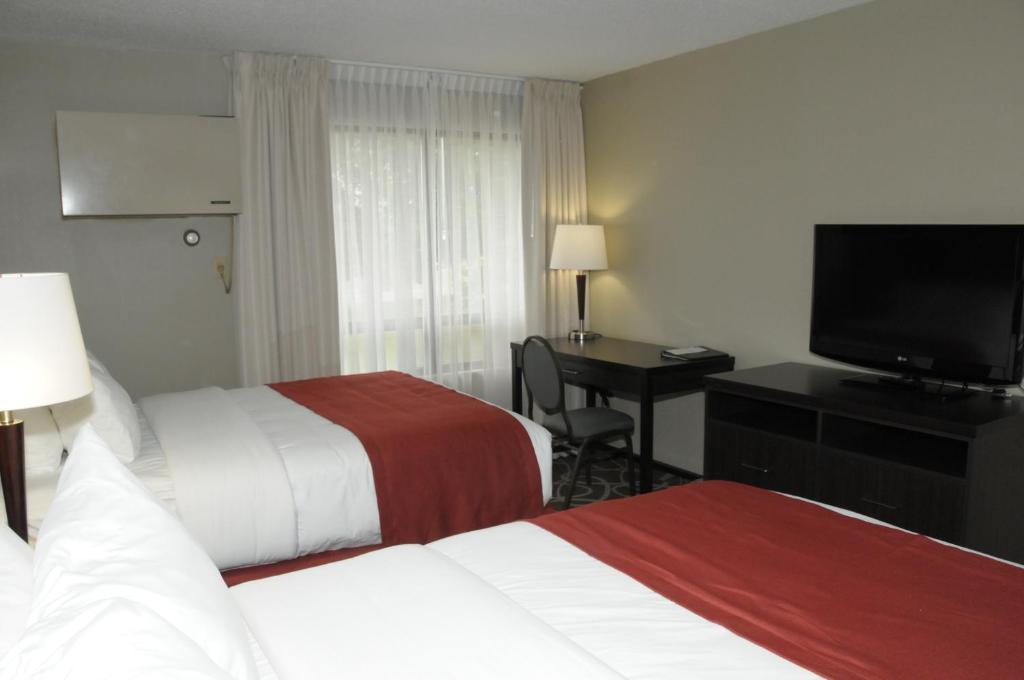 Comfort Inn - Standaard Queen Room Met Twee Queensize Bedden - Bovenste Verdieping