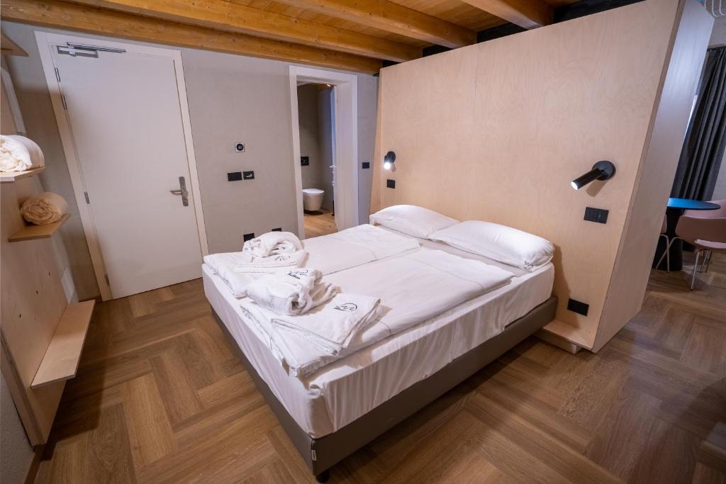 La Meridiana - Superior Deluxe Double Or Twin Room