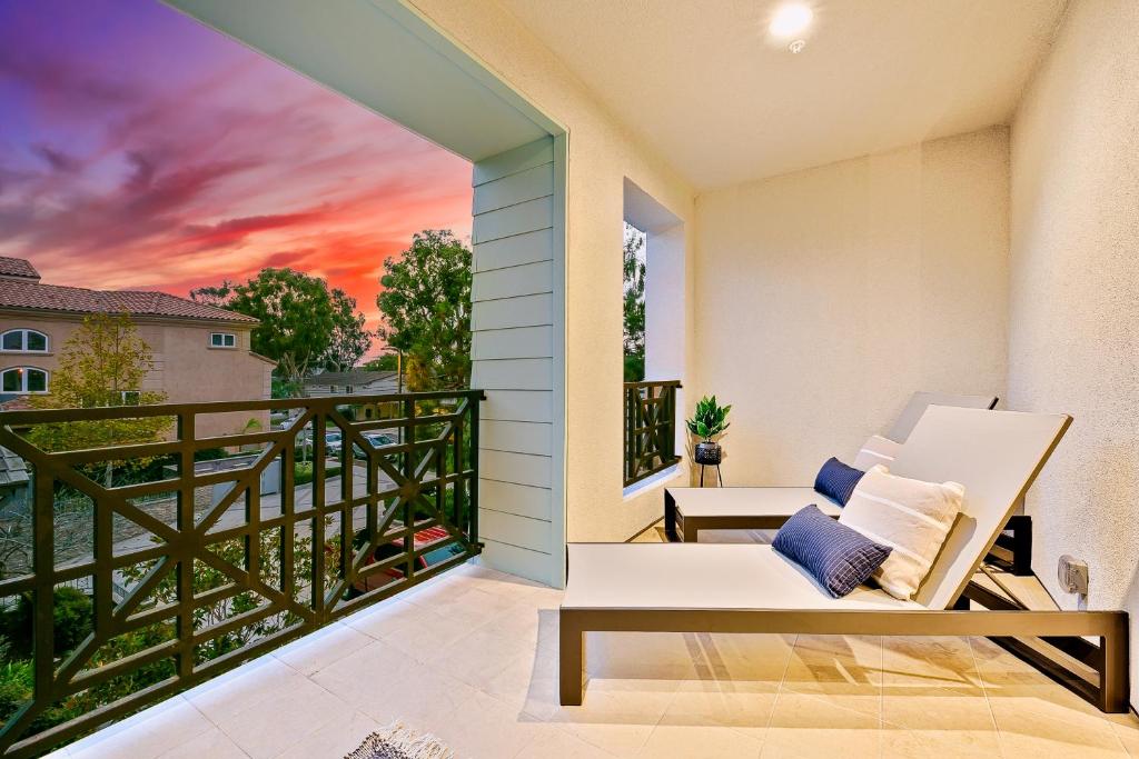 Oak Ave Magnificence