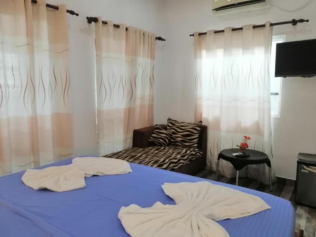 Le Petit Hotel & Restaurant - غرفة عائلية مطلة على البحر