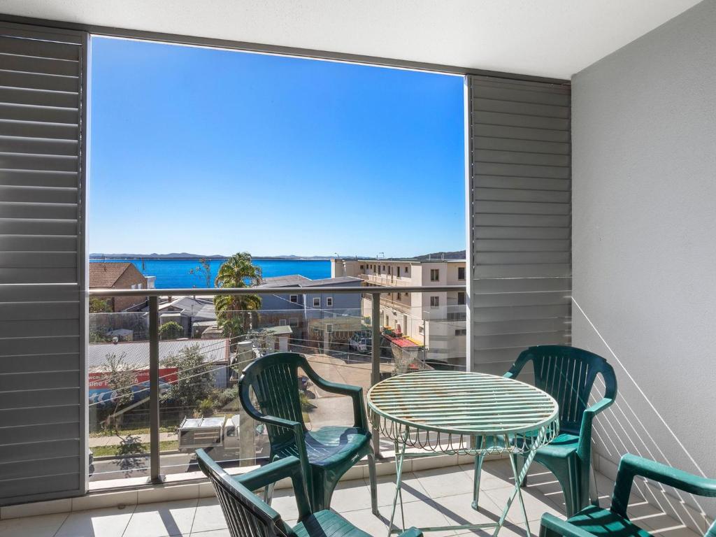 The Shoal Apartments Unit 310, Shoal Bay (updated prices 2024)