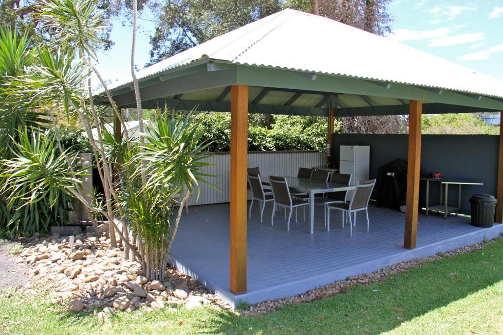 Huskisson Holiday Motel Cabins - Bungalow Con Baño De Spa