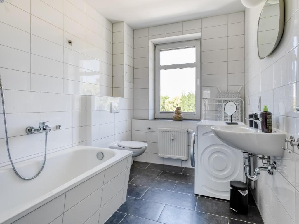 limehome Chemnitz Hartmannstraße - Two-bedroom Suite XL With Balcony