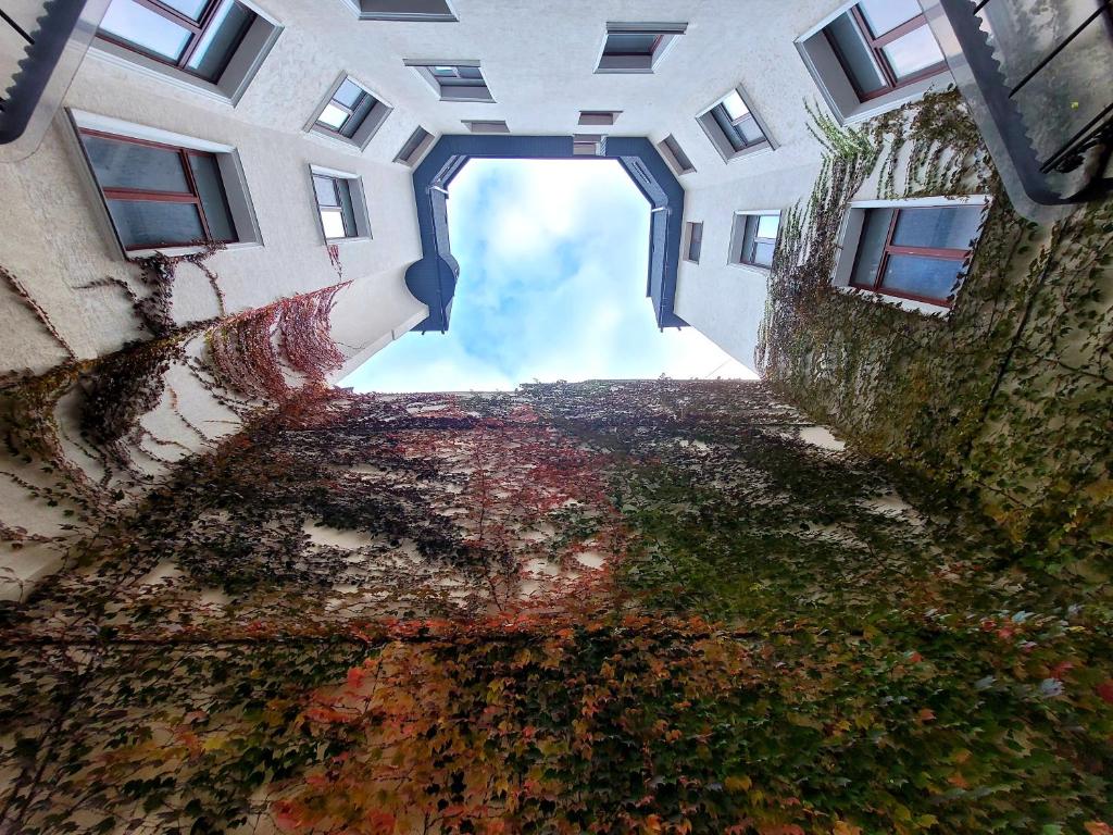 Bazén v ubytování Ayvazovsky Hotel nebo v jeho okolí