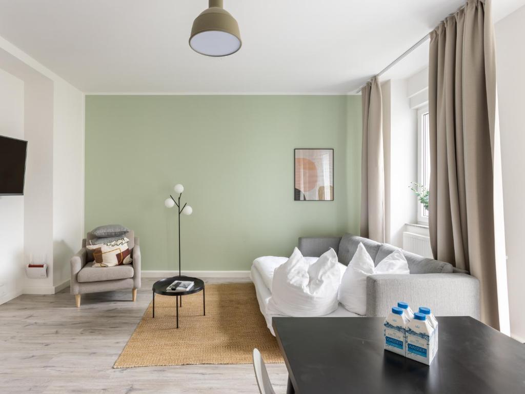 limehome Chemnitz Hartmannstraße - One-Bedroom Suite With Terrace (ground Floor)