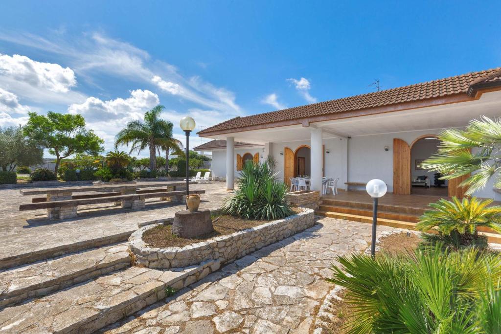 Vonkajšia záhrada v ubytovaní Villa Sorriso by BarbarHouse