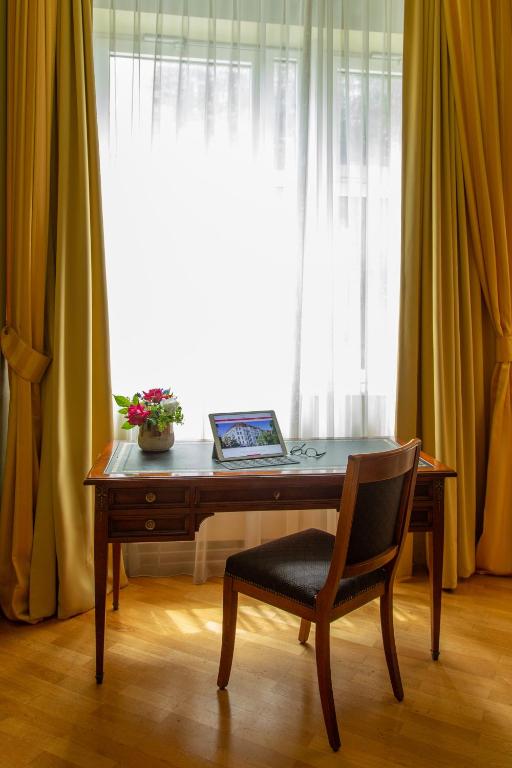 Louisa's Place - Resim 14