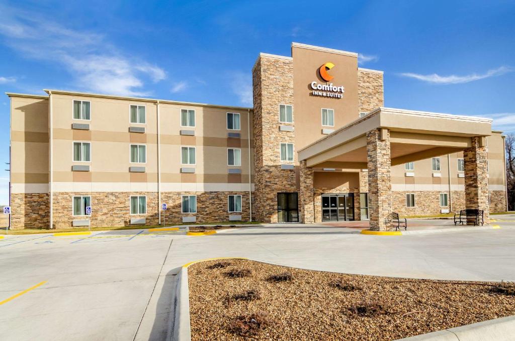 a rendering of ariott hotel in a parking lot at Comfort Inn & Suites Salina North in Salina