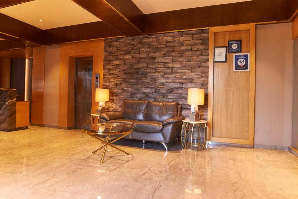 Posezení v ubytování Hotel G-Square - Shirdi