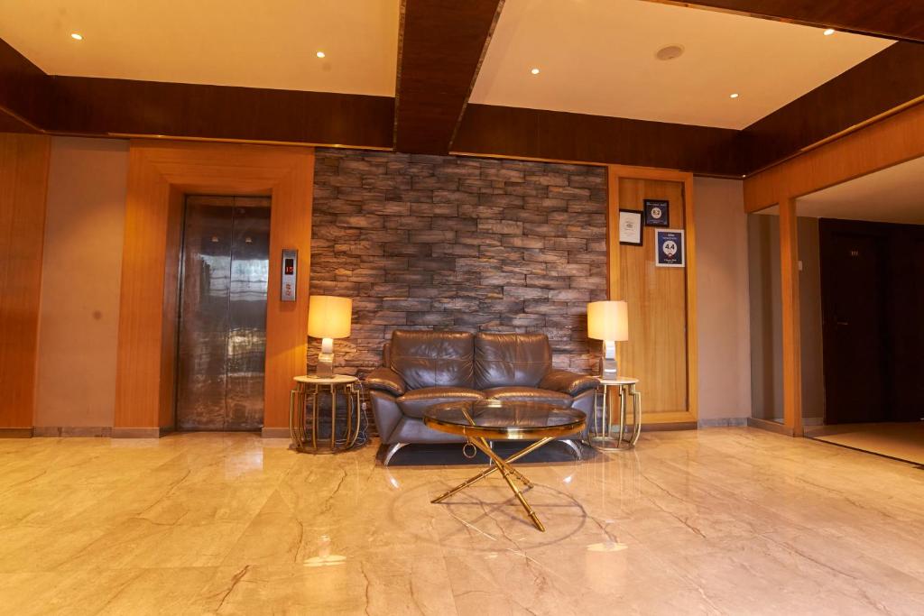 Posezení v ubytování Hotel G-Square - Shirdi