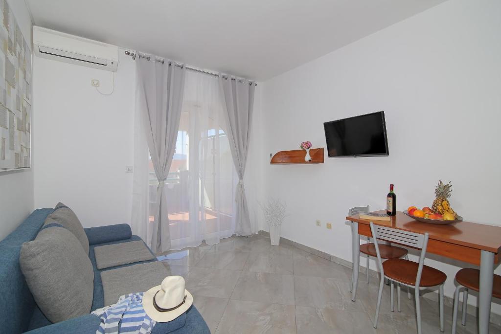 Villa Antea Apartments with Free Parking - 16
