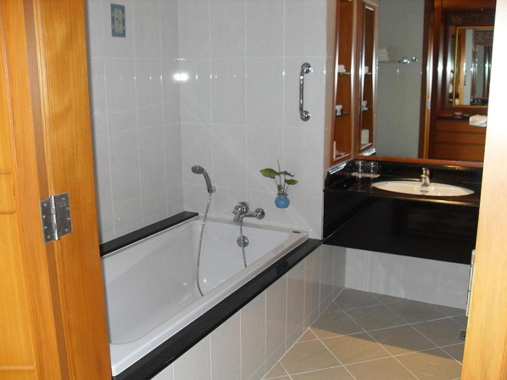 The Imperial River House Resort, Chiang Rai - 5