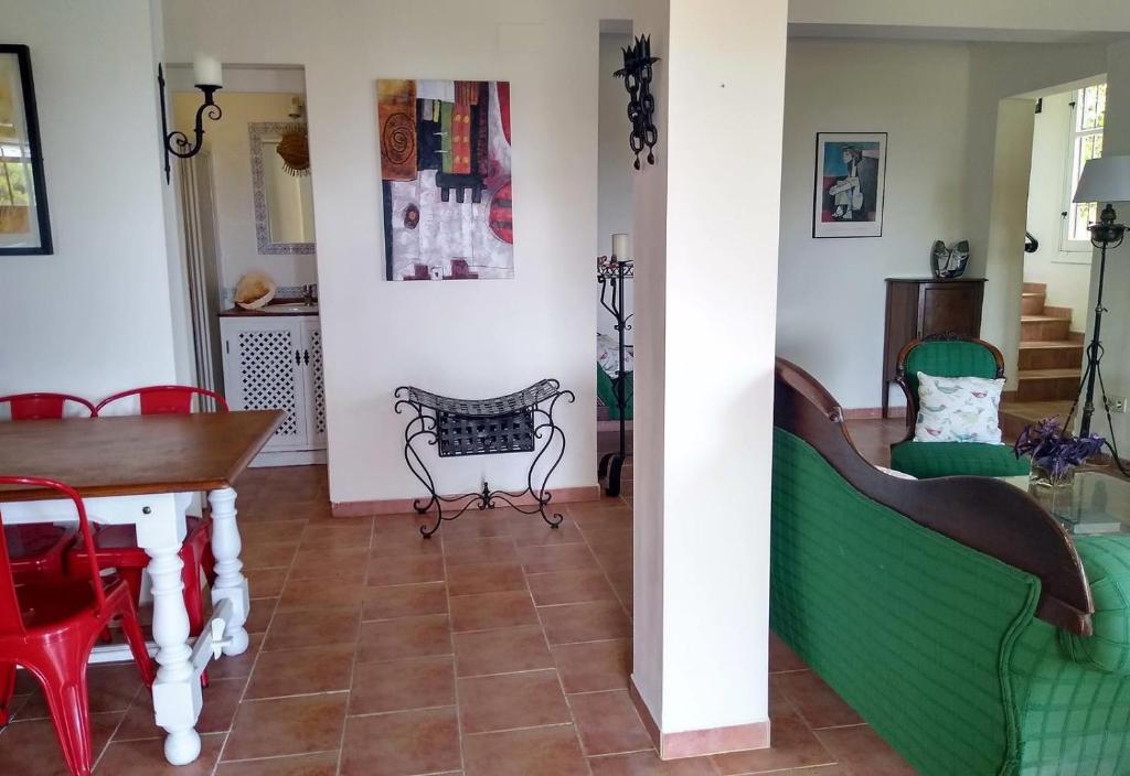 Zdjęcie z galerii obiektu Unique villa with magnificent views w mieście Nerja