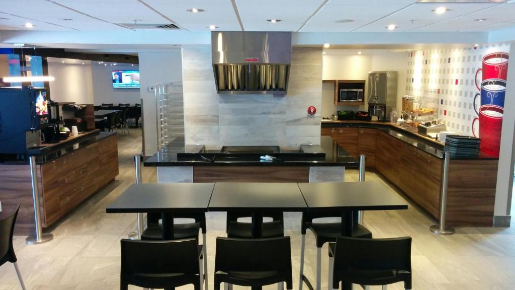 Hôtel Cofortel - Resim 14