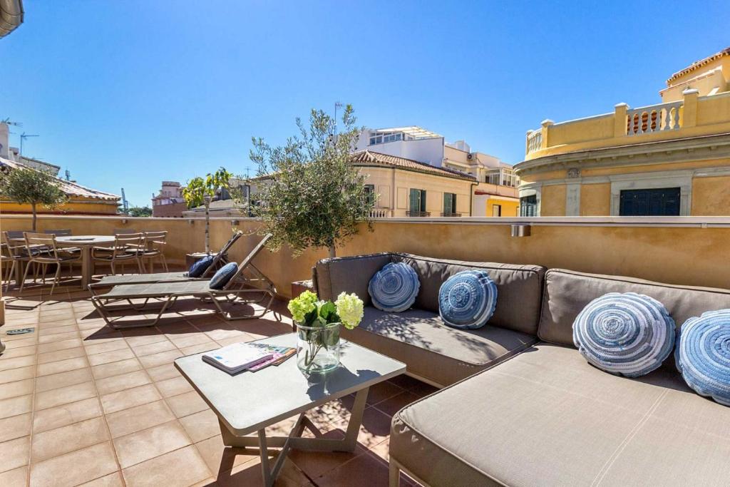 Balkón alebo terasa v ubytovaní Sebastian Souviron Suites in Malaga by Solaga Holiday Homes