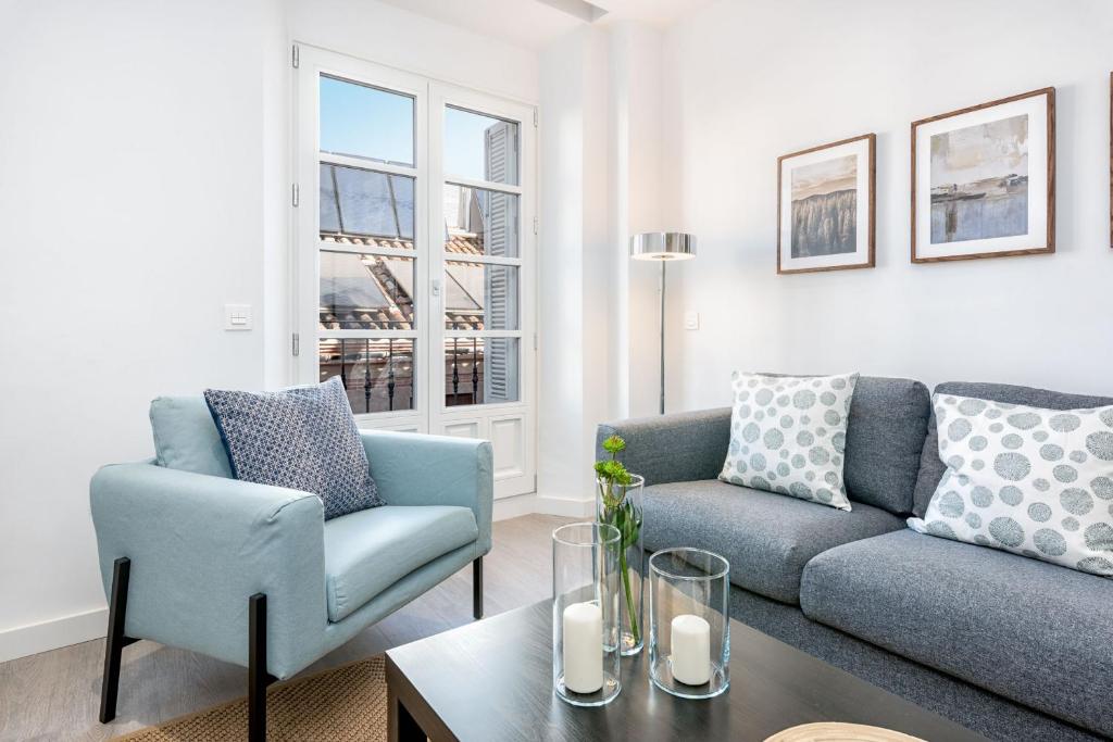Posedenie v ubytovaní Merced Suites in Malaga by Solaga Holiday Homes