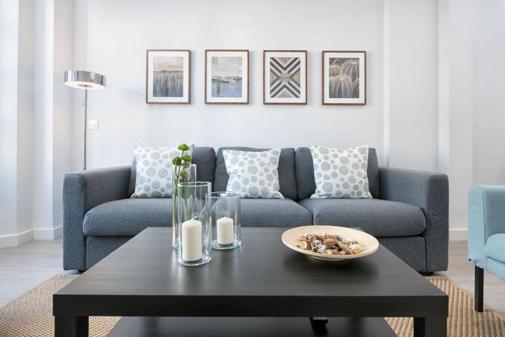 Posedenie v ubytovaní Merced Suites in Malaga by Solaga Holiday Homes