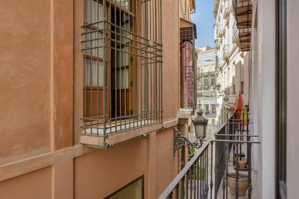 Balkon lub taras w obiekcie Larios Suites in Malaga by Solaga Holiday Homes