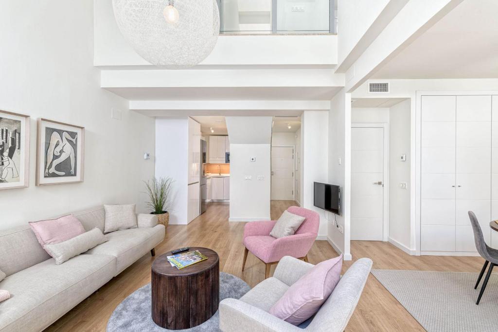 Część wypoczynkowa w obiekcie Teatro Apartment in Malaga by Solaga Holiday Homes