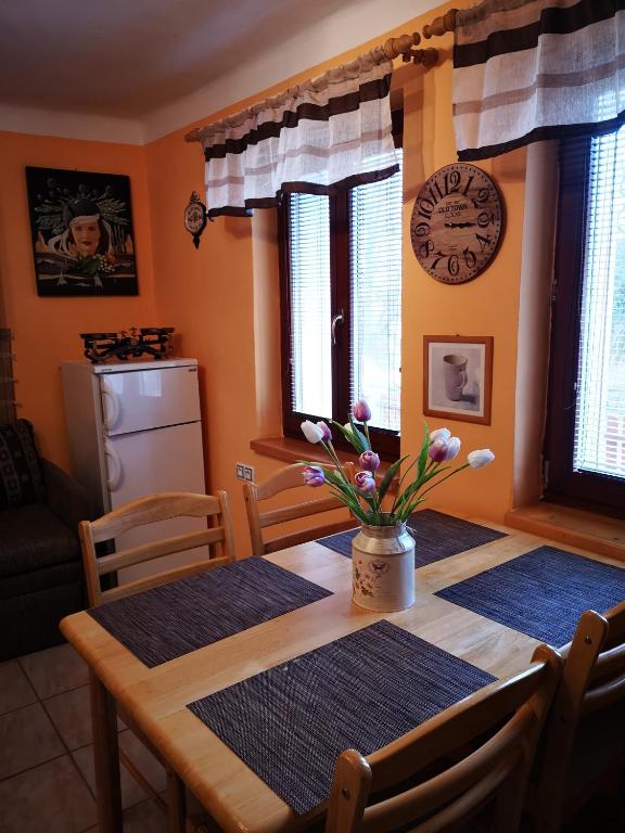 Foto sihtkohas Dráchov asuva majutusasutuse Dráchovský apartmán a vejminek galeriist
