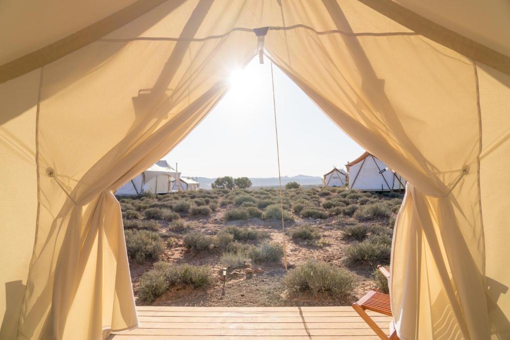 Příroda nedaleko luxury tent