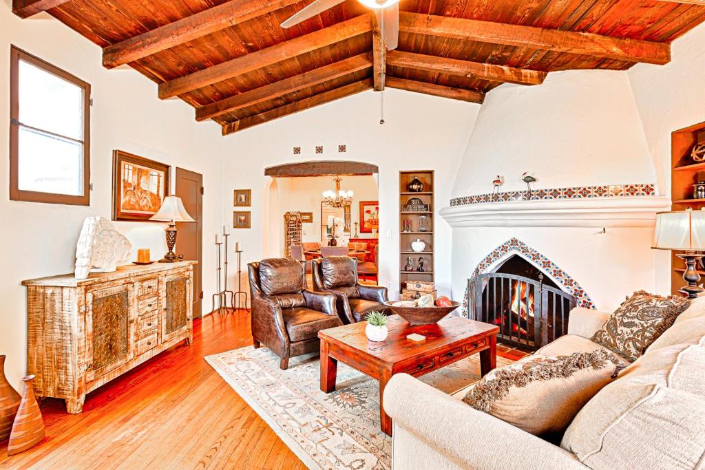 Spanish Perfection & Studio