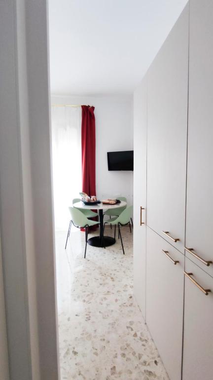 A television and/or entertainment centre at I Sogni della Regina