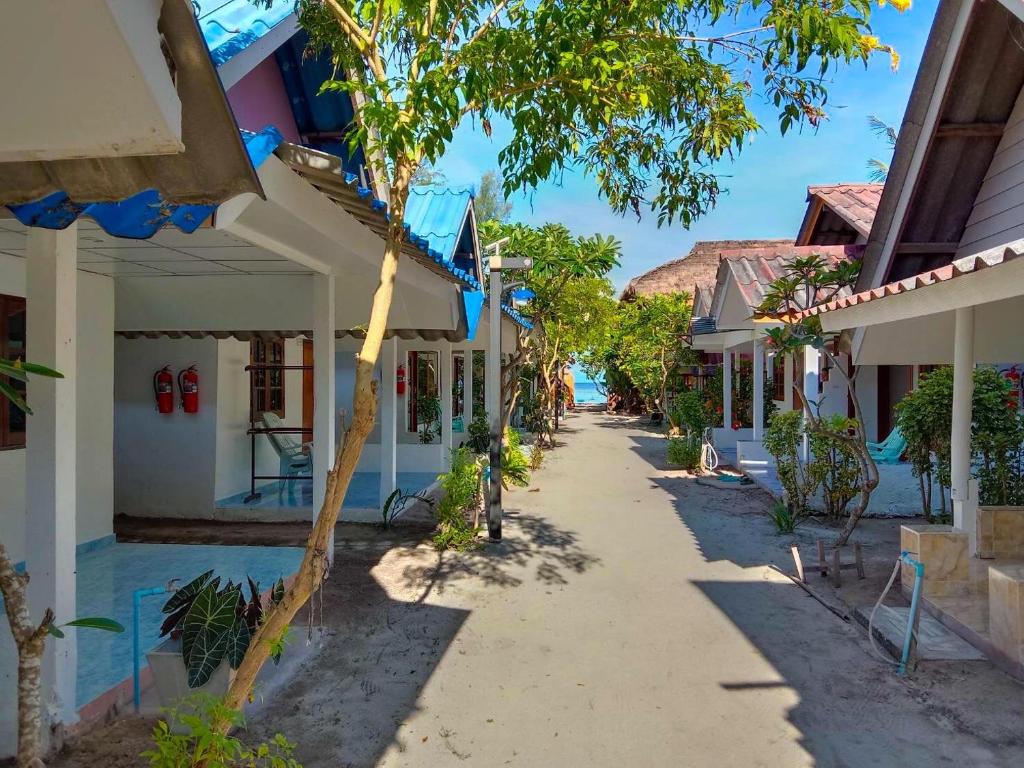 Photo from Sea To Moon Lipe in Ko Lipe, Satun Province, Thailand