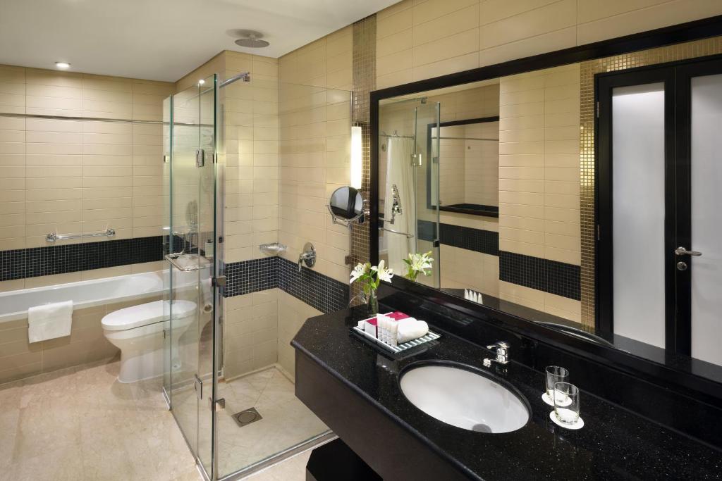 Crowne Plaza Al Khobar, an IHG Hotel - Junior King Suite Con Zona Giorno