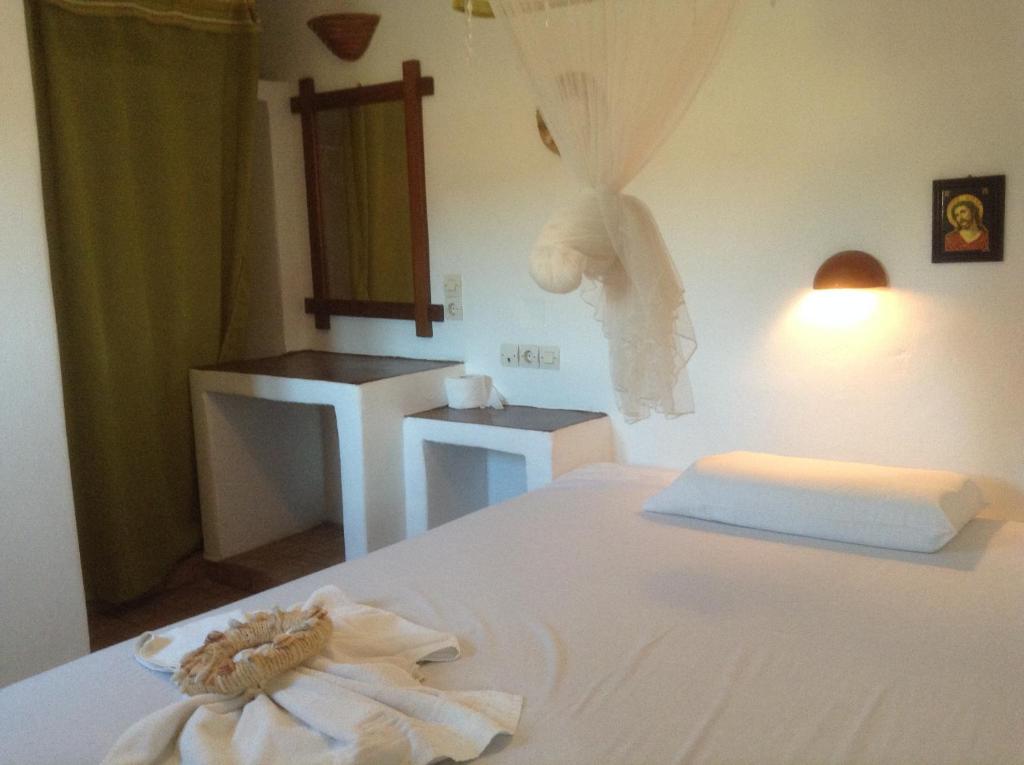 Una cama o camas en una habitación de San Giorgio
